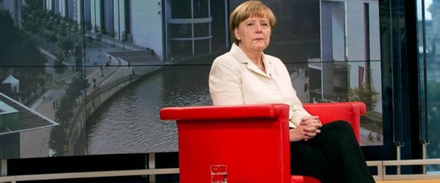 merkel-almanya-aday010815.jpg