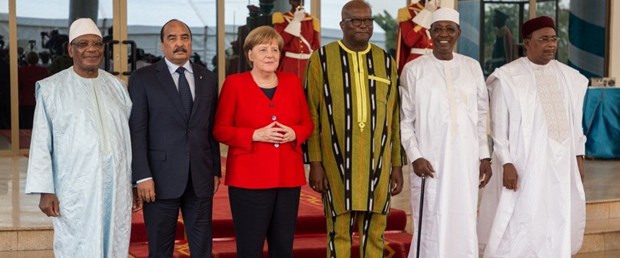almanya merkel afrika020519.jpg