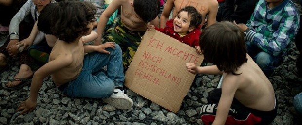 almanya ispanya göçmen080818.jpg