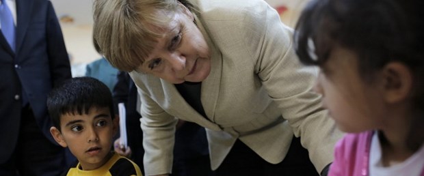 merkel mülteci almanya övgü100616.jpg