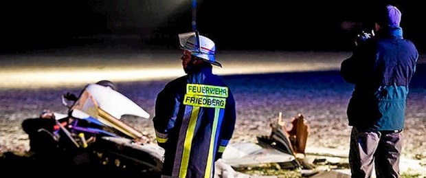 Almanya'da 2 uçak çarpıştı: 7 ölü