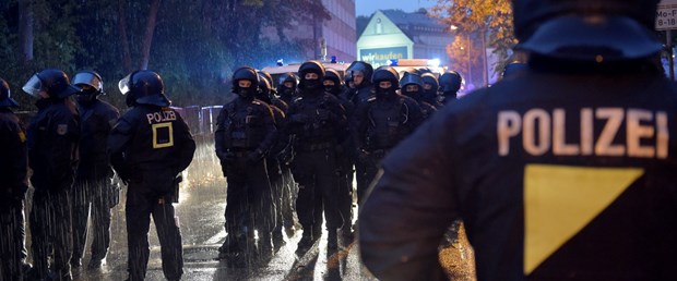 polis almanya polis