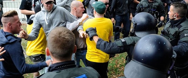 almanya neonazi-şiddet140319.jpg