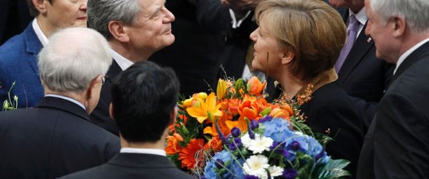Almanya'da Gauck cumhurbaşkanı seçildi