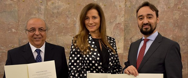 171213-almanyada-3-türke-ödül.jpg