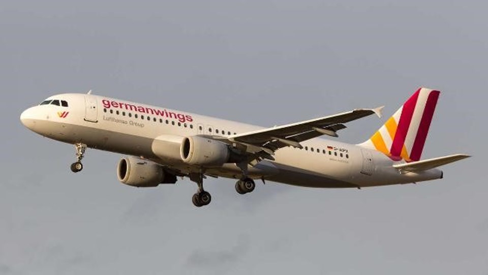 GermanWings hava yolu şirketi Alman hava yolu şirketi devi Lufthansa'nın düşük fiyatlı seferlerini gerçekleştiriyor.