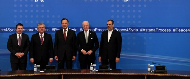 astana suriye tahran toplantı200417.jpg