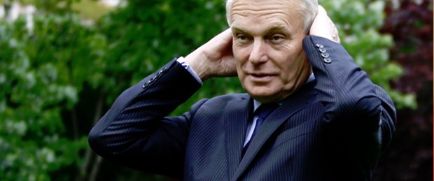 'Ayrault' Arapları zor durumda bıraktı