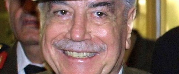 Beşşar Esad'ın sağ kolu Paris'te