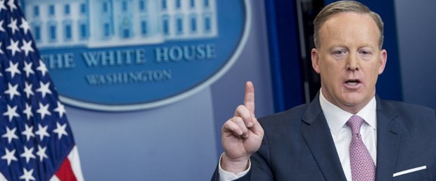 sean spicer beyaz saray deaş rusya abd240117.jpg