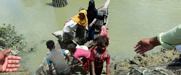 myanmar bangladeş arakan müslüman110917.jpg