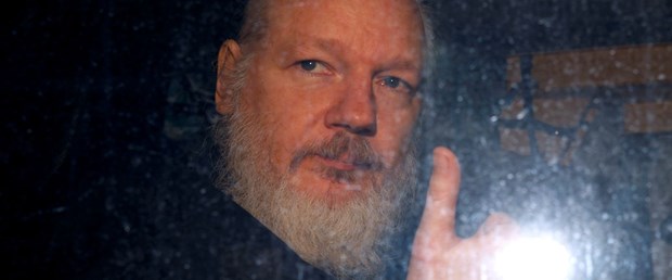 assange bm abd ingiltere120419.JPG