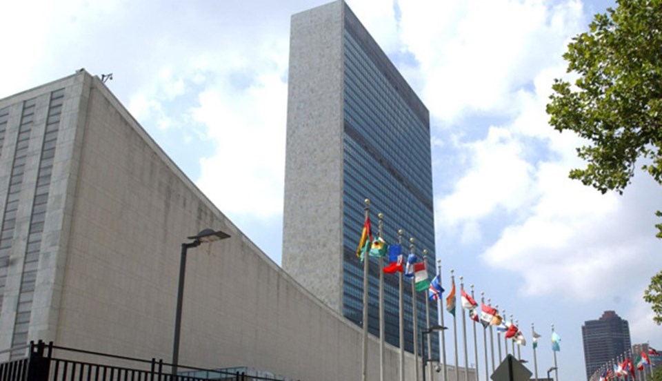 BM'nin New York'taki merkez binasının tasarımı da ünlü mimar Oscar Niemeyer'a ait.