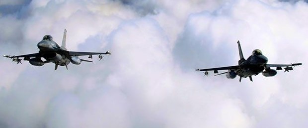 f-16.jpg
