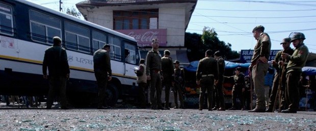hindistan cemmu keşmir070319.jpg