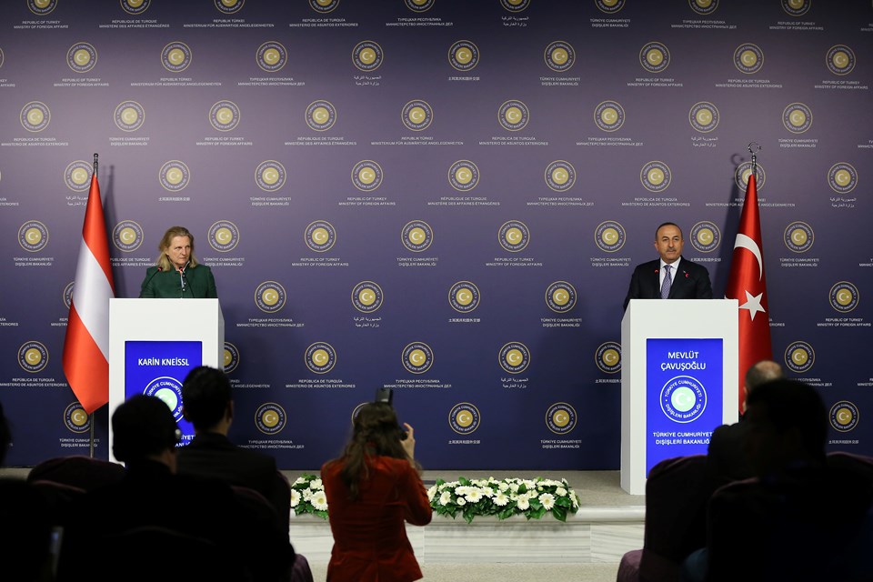 Dışişleri Bakanı Mevlüt Çavuşoğlu ile Avusturya Dışişleri Bakanı Karin Kneissl İstanbul'da görüştü.