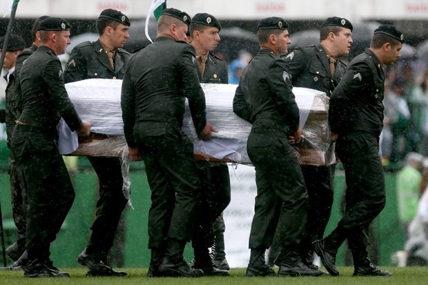 Chapecoense takımının oyuncularına veda 13 Haberler Son Dakika Havacılık Haberleri | Türk Hava Yolları, Pegasus, Sunexpress, Corendon, Havacılık, Havayolları, Havalimanları, Havaalanları, THY, Hostes, Pilot, Uçak, Kabin memuru, SHGM, DHMİ ,4XT3oPt7t0KImDmaJD8zFw