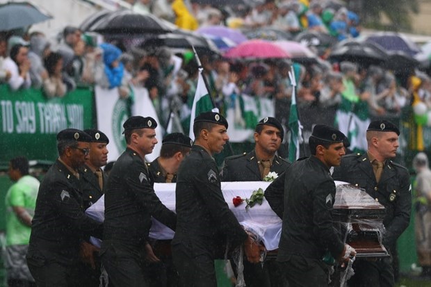 Chapecoense takımının oyuncularına veda 27 Haberler Son Dakika Havacılık Haberleri | Türk Hava Yolları, Pegasus, Sunexpress, Corendon, Havacılık, Havayolları, Havalimanları, Havaalanları, THY, Hostes, Pilot, Uçak, Kabin memuru, SHGM, DHMİ ,4a567Pt fEaT hNh613wPg
