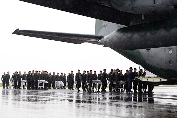Chapecoense takımının oyuncularına veda 49 Haberler Son Dakika Havacılık Haberleri | Türk Hava Yolları, Pegasus, Sunexpress, Corendon, Havacılık, Havayolları, Havalimanları, Havaalanları, THY, Hostes, Pilot, Uçak, Kabin memuru, SHGM, DHMİ ,9D2L0y81ZU65PydnPLDyMg
