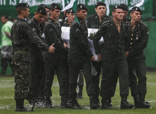 Chapecoense takımının oyuncularına veda 12 Haberler Son Dakika Havacılık Haberleri | Türk Hava Yolları, Pegasus, Sunexpress, Corendon, Havacılık, Havayolları, Havalimanları, Havaalanları, THY, Hostes, Pilot, Uçak, Kabin memuru, SHGM, DHMİ ,MH UuDVgukO ll5kbPNN2g