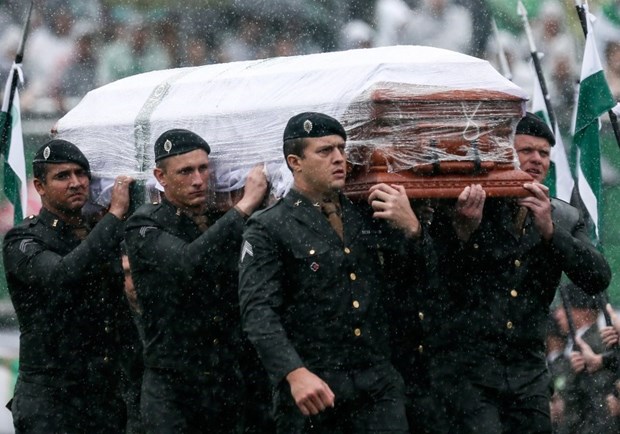 Chapecoense takımının oyuncularına veda 16 Haberler Son Dakika Havacılık Haberleri | Türk Hava Yolları, Pegasus, Sunexpress, Corendon, Havacılık, Havayolları, Havalimanları, Havaalanları, THY, Hostes, Pilot, Uçak, Kabin memuru, SHGM, DHMİ ,Zavm5lrfTUu9D0NjBAQtrw