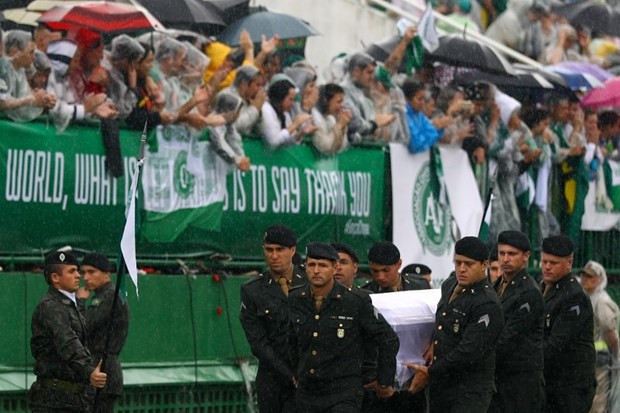 Chapecoense takımının oyuncularına veda 33 Haberler Son Dakika Havacılık Haberleri | Türk Hava Yolları, Pegasus, Sunexpress, Corendon, Havacılık, Havayolları, Havalimanları, Havaalanları, THY, Hostes, Pilot, Uçak, Kabin memuru, SHGM, DHMİ ,cSLUkhTi2EWMpSCK5VrSfg