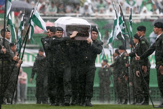 Chapecoense takımının oyuncularına veda 9 Haberler Son Dakika Havacılık Haberleri | Türk Hava Yolları, Pegasus, Sunexpress, Corendon, Havacılık, Havayolları, Havalimanları, Havaalanları, THY, Hostes, Pilot, Uçak, Kabin memuru, SHGM, DHMİ ,y93mWPmAA02JCXHltGPAZw