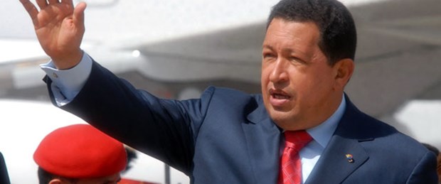 Chavez ameliyat öncesi halef atadı