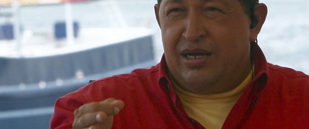Chavez: Rusya'ya hava üssü verebiliriz