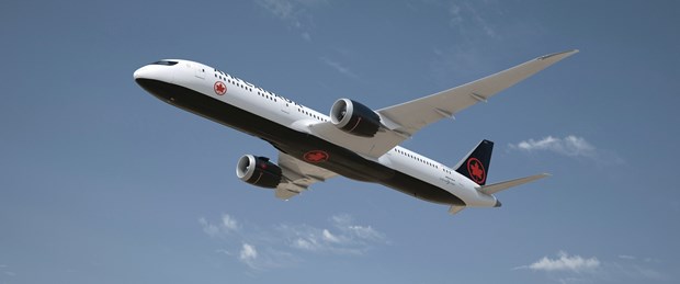 uçak air canada.jpg