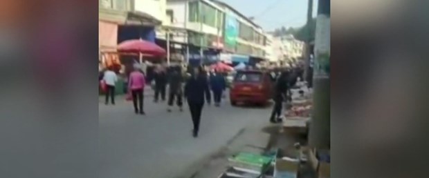 Çin'de kamyon kalabalığın arasına daldı 10 ölü 16 yaralı