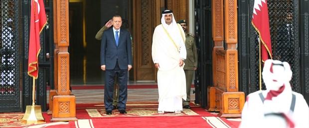 erdoğan ve katar emiri.jpg
