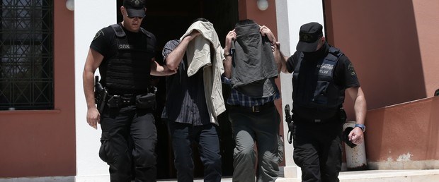 yunanistan darbeci asker160816.jpg
