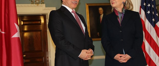 Davutoğlu: Clinton özür diledi