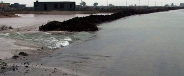 Dicle taştı, binlerce kişi mahsur kaldı