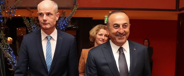 çavuşoğlu hollanda110419.jpg