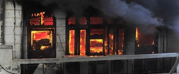 endonezya havaifişek fabrikası261017.jpg