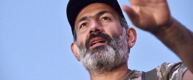 ermenistan paşinyan eylem030518.jpg