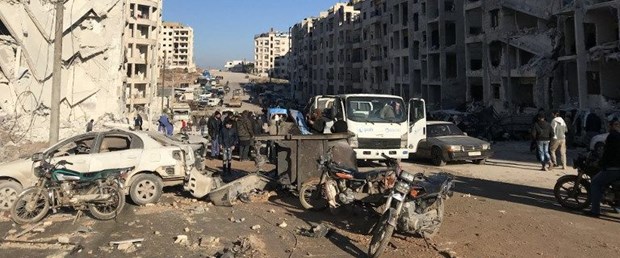 idlib esad suriye090118.jpg