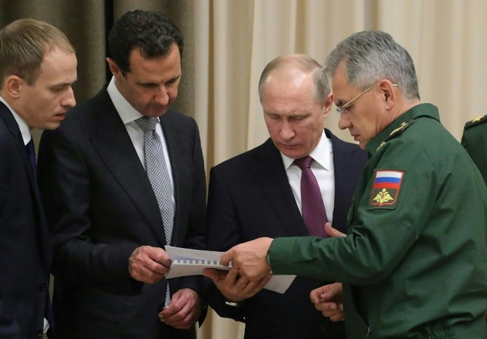 Putin-Esad görüşmesinde Rusya Genelkurmay Başkanı Sergey Şoygu da hazır bulundu.