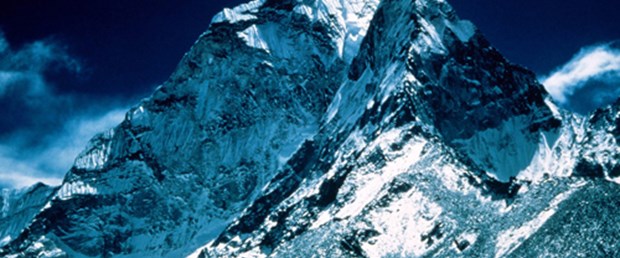 Everest’in ‘boyu’ yeniden ölçülüyor