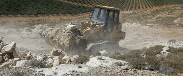 israil amona yerleşim birimi110917.jpg