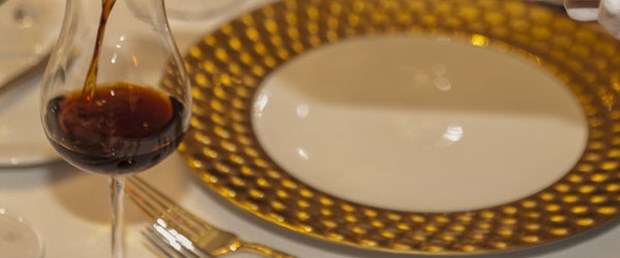 Fransa'da kriz restoranları bedavaya yöneltti