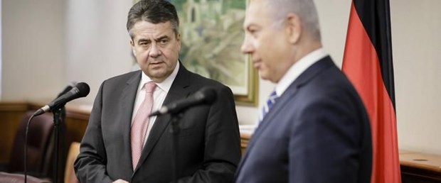 netanyahu gabriel almanya israil010218.jpg