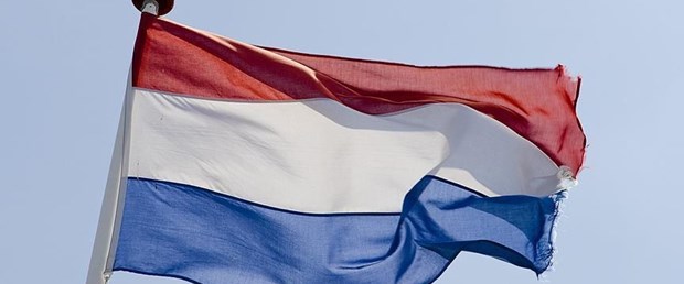 hollanda bayrak.jpg