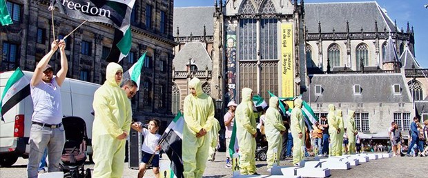 hollanda-suriye-protesto.jpg
