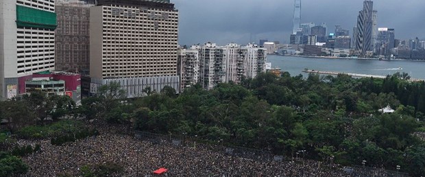 hong kong çin abd protesto ekonomi190819.jpg