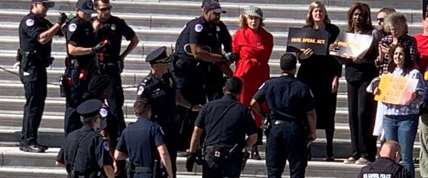 jane fonda iklim değişikliği121019.JPG