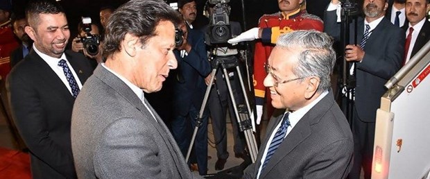 pakistan malezya imran han220319.jpg