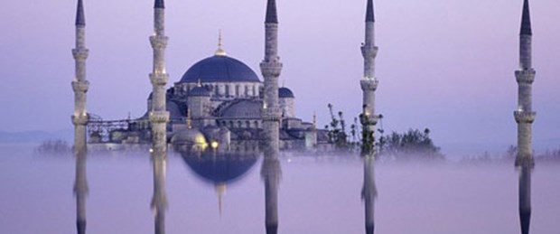 İngilizler bir aylığına Müslüman oluyor